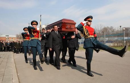 I funerali del giudice Ciuvasciov © ANSA 
