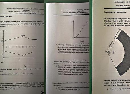 ScuolaZoo - Simulazione seconda prova matematica: foto tracce © ANSA