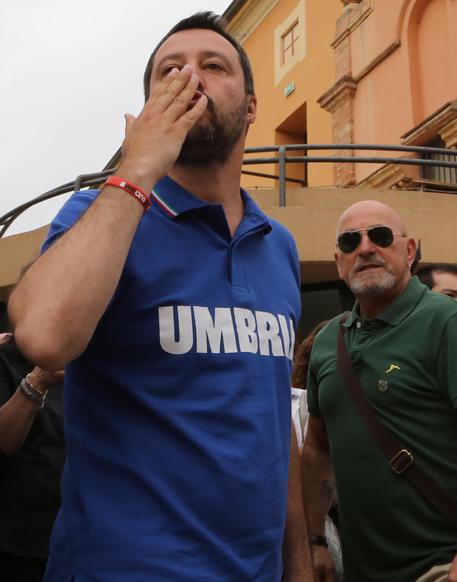Lega: Salvini contestato a Marsciano, raggiunto da sputo © ANSA