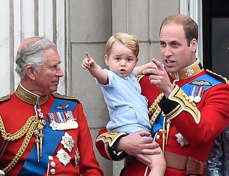 La famiglia reale britannica al 'Trooping The colours' © EPA