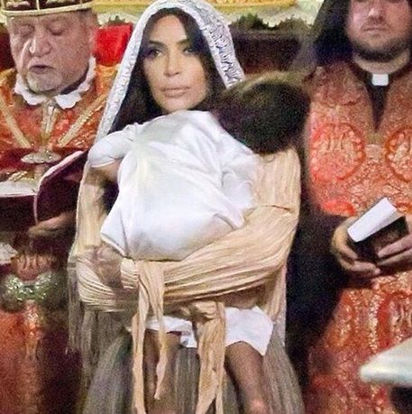 Il battesimo armeno per la figlia di Kim kardashian © Ansa