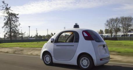 un prototipo di auto senza pilota di Google © ANSA 