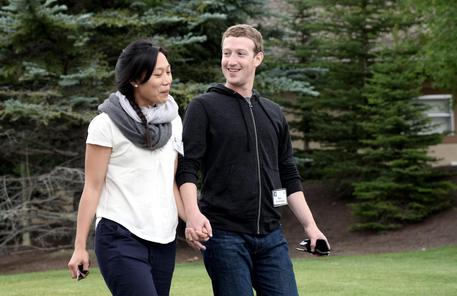 Zuckerberg con la moglie Chan © ANSA 