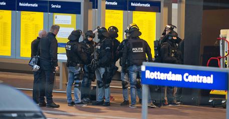 Olanda: evacuato treno a Rotterdam, uomo chiuso in bagno © ANSA 