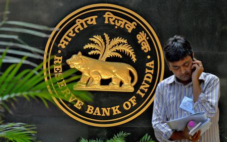 India: banca centrale taglia tassi più del previsto a 6,75% © ANSA