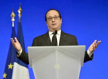 Francois Hollande © EPA