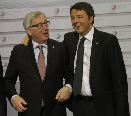 Juncker e Renzi © EPA
