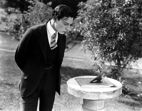 Una foto di scena del film 'Seven Chances' con Buster Keaton © ANSA