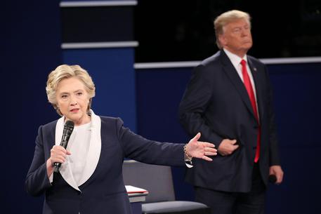 Hillary Clinton vola nei sondaggi, in attesa del l'ultimo duello tv © ANSA 