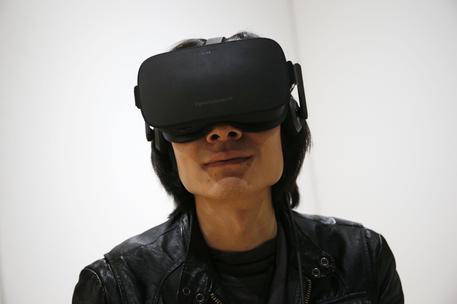 Realtà virtuale da 'boom' nel 2016, 2,3 miliardi ricavi © AP
