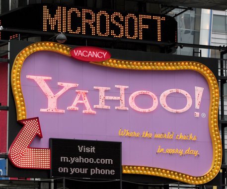 Microsoft: incontra papabili acquirenti Yahoo! © EPA