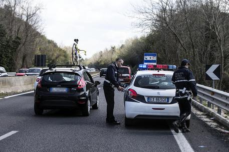 Ciclisti investiti a Roma,sono stati travolti da Suv in fuga © ANSA