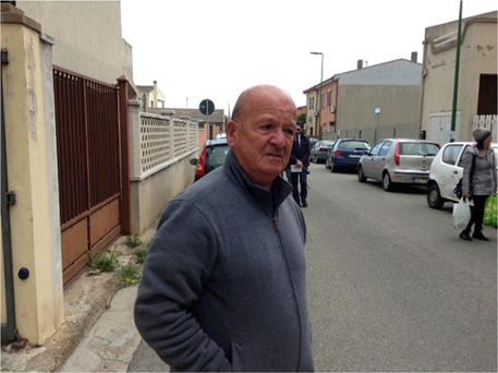 Raffaele Cao, vicino di casa di Fausto Piano, addolorato dalle notizie che arrivano dalla Libia © ANSA