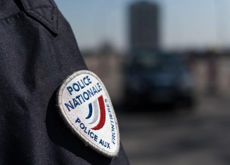 Un poliziotto francese © ANSA 