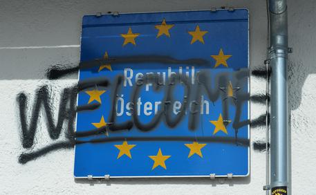 Brennero: fermati i lavori per la barriera chiesta da Vienna © AP