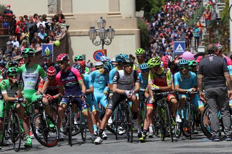 Giro: 5/a tappa, a Benevento velocisti in cerca di gloria © ANSA