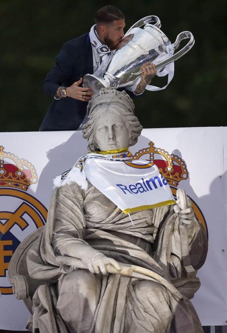 Real Madrid in festa © EPA