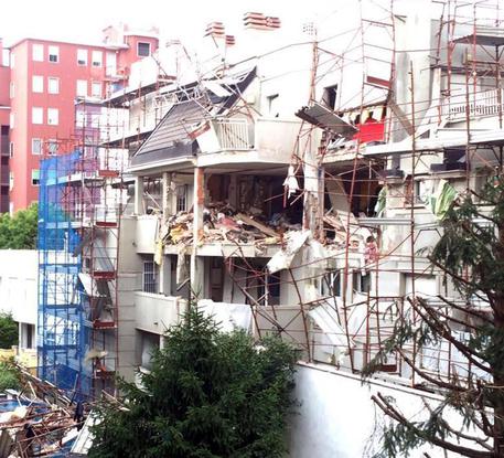 Esplosione Milano: testimone, botto sembrava una bomba © ANSA