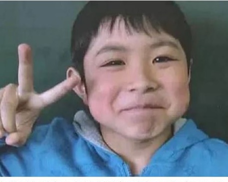 Yamato Tanooka, il bimbo di sette anni ritrovato vivo in Giappone dopo esser stato lasciato in un bosco per punizine dai genitori -DA TWITTER © Ansa