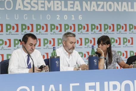 Ettore Rosato (s), Lorenzo Guerini e Debora Serracchiani all'hotel parco dei Principi durante  l'assemblea nazionale del Partito Democratico © ANSA