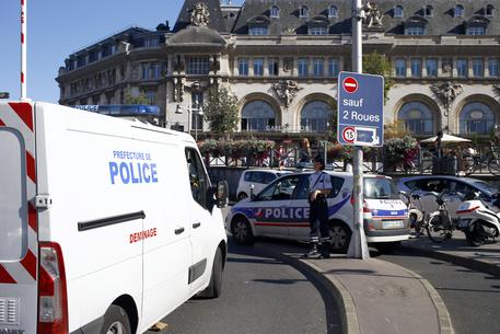 Parigi: arrestate preparavano attentato a Gare de Lyon © AP
