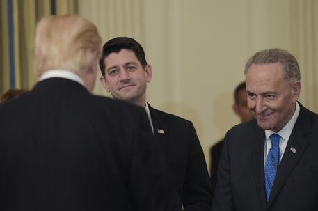 Donald Trump,Paul Ryan,Charles Schumer © AP