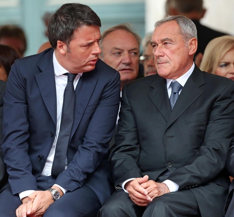 Matteo Renzi e Pietro Grasso in una foto d'archivio © ANSA
