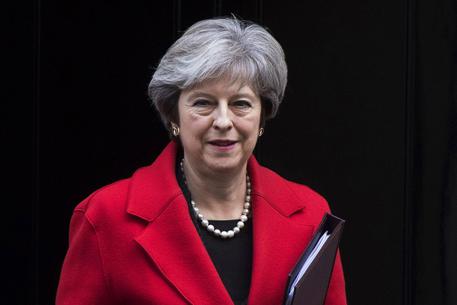 British Prime Minister Theresa May in Downing Street © EPA