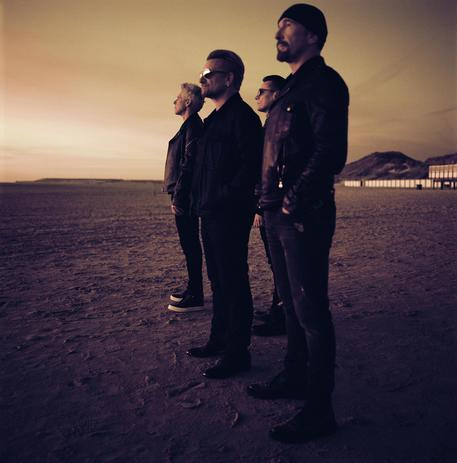Una immagine per il nuovo disco degli U2/foto Anton Corbijn © ANSA