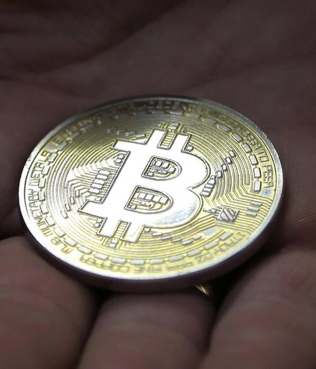 bitcoin trading coinbase