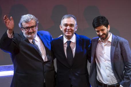 Michele Emiliano, Enrico Rossi e Roberto Speranza alla riunione della sinistra Pd © ANSA