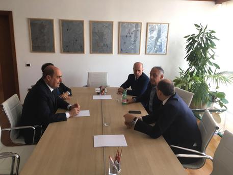 L'incontro tra il presidente dell'AS Roma, James Pallotta ed il governatore della  Regione Lazio, Nicola Zingaretti © ANSA