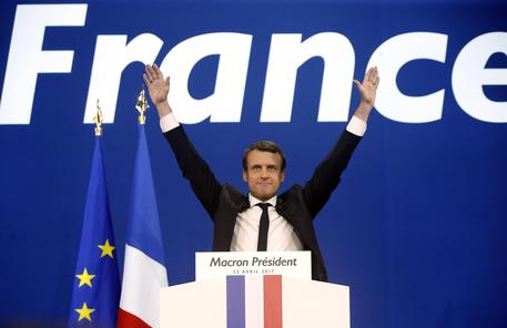 Emmanuel Macron © AP