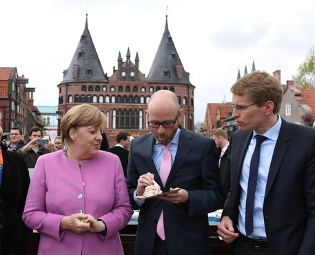 German Chancellor campaigns in German Federal State Schleswig-Holstein © EPA