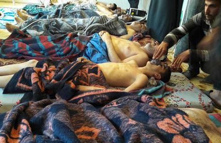 Feriti dopo attacco con gas sarin vicino ad Aleppo © AP