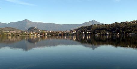 Lago di Avigliana Grande (To) - Piemonte. Immagine d'archivio © ANSA