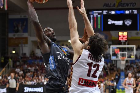Basket: Trento - Venezia in finale scudetto 2017 © ANSA
