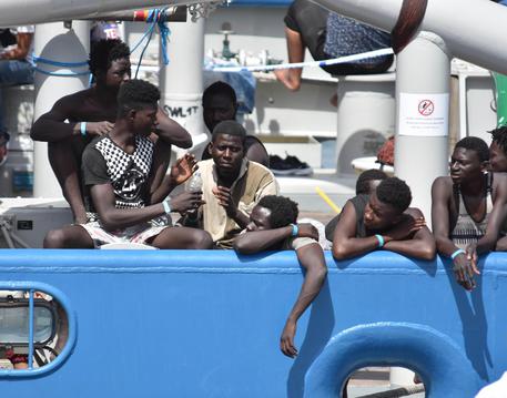 Migranti, oltre 1400 sbarchi a Catania$