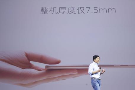 Xiaomi sfida Apple,  'sfonda' mercato dispositivi indossabili © ANSA
