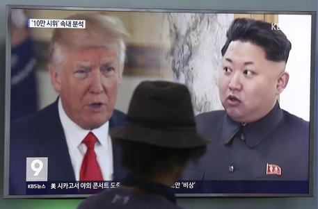 Donald Trump E Kim Jong Un in una tv coreana (archivio) © AP