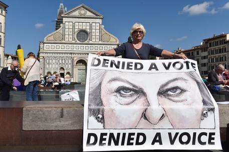 Cittadini inglesi protestano a Firenze contro la Brexit © ANSA