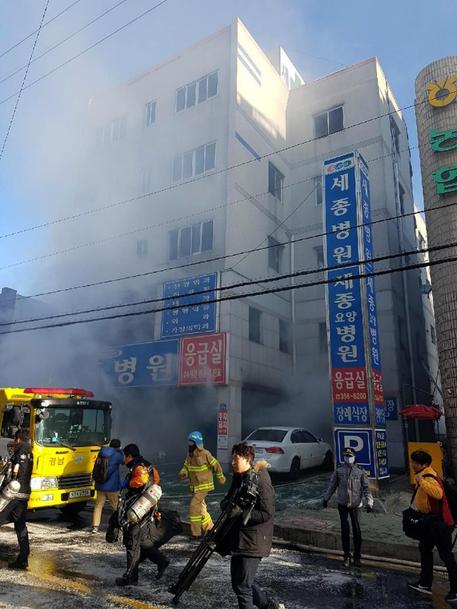 South Korea Hospital Fire © AP