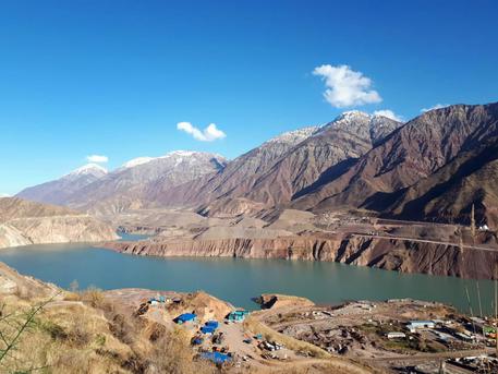 Preparativi inaugurazione turbina diga di Rogun in Tagikistan realizzata da Salini Impregilo © ANSA