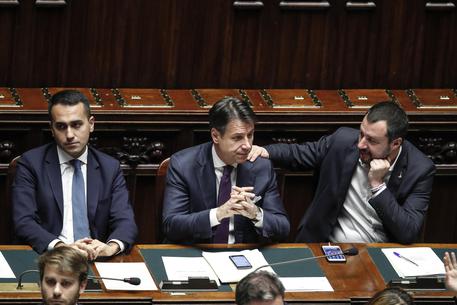Luigi Di Maio, giuseppe Conte e Matteo Salvini in Aula © ANSA