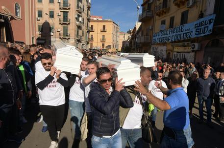 I funerali delle vittime di Casteldaccia © ANSA