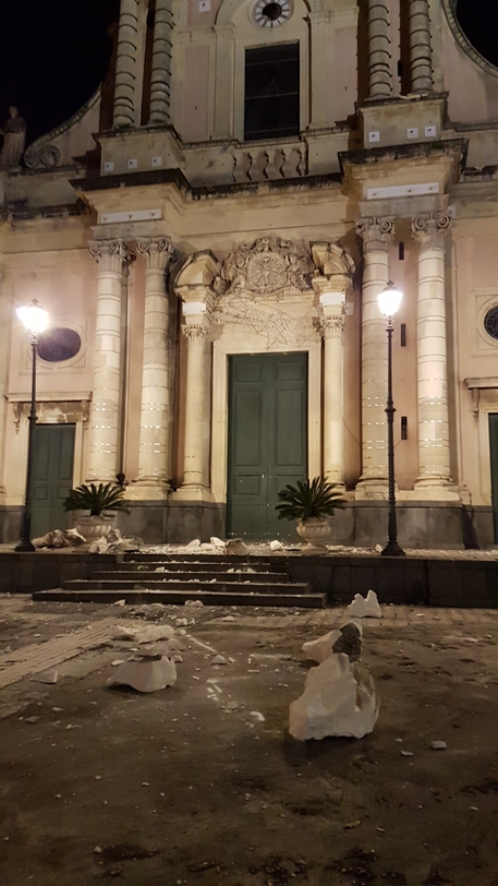 Etna: terremoto magnitudo 4.8 a nord Catania, danni e feriti Â© ANSA