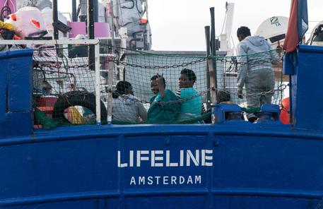 NGO Mission Lifeline still seeking a port of destination © EPA