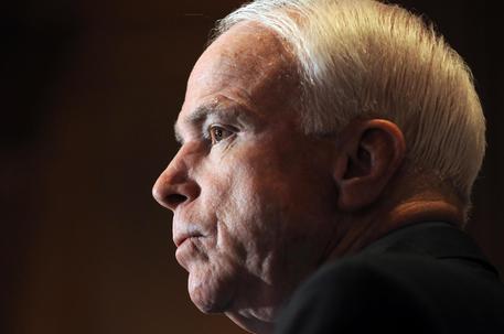 John McCain © EPA