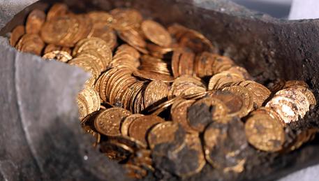 Le monete d'oro romane ritrovate a Como © ANSA
