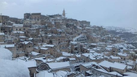 Sassi di Matera imbiancati dalla neve © ANSA